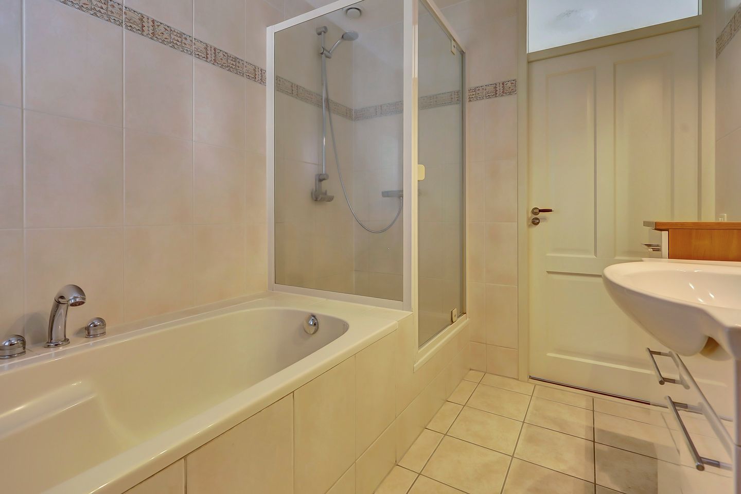 Foto 29 van Burgemeester ter Veerstraat 12