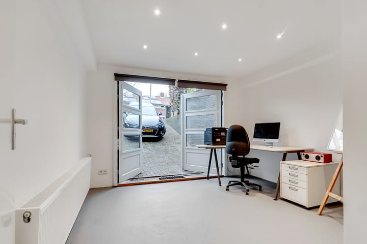 Foto 24 van van Gheselhof 5