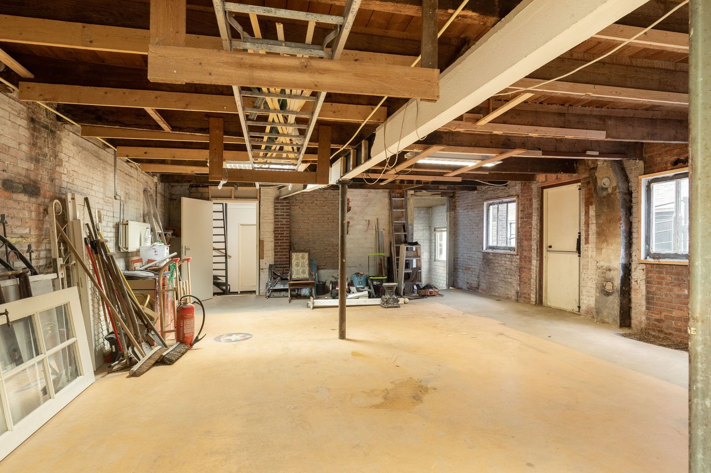 View photo 5 of Zuiddijk 103