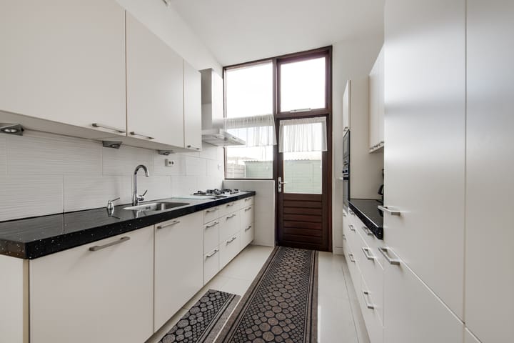 Photo 12 of Duvenvoordestraat 30