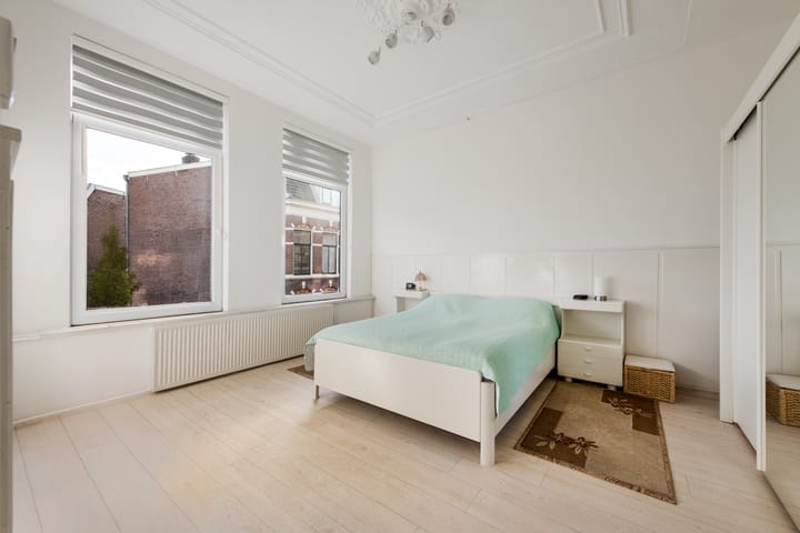 Photo 18 of Duvenvoordestraat 30