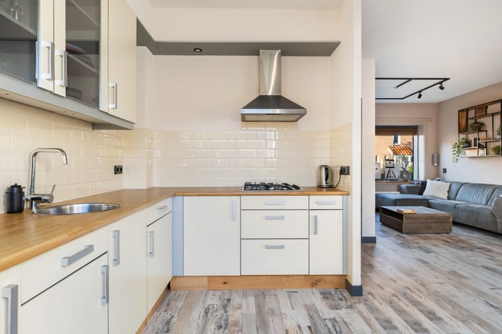 Foto 6 van Borneolaan 1