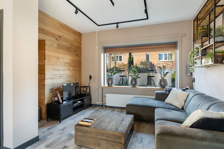 Foto 8 van Borneolaan 1