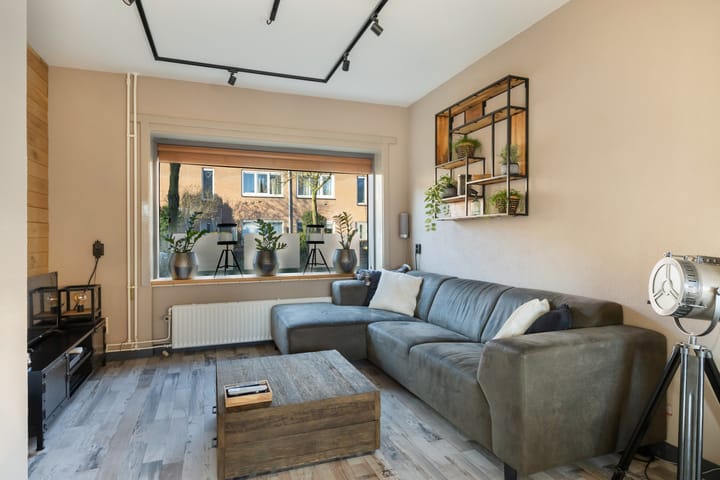 Foto 9 van Borneolaan 1