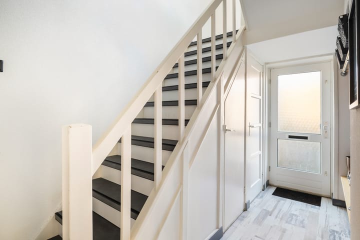 Foto 12 van Borneolaan 1