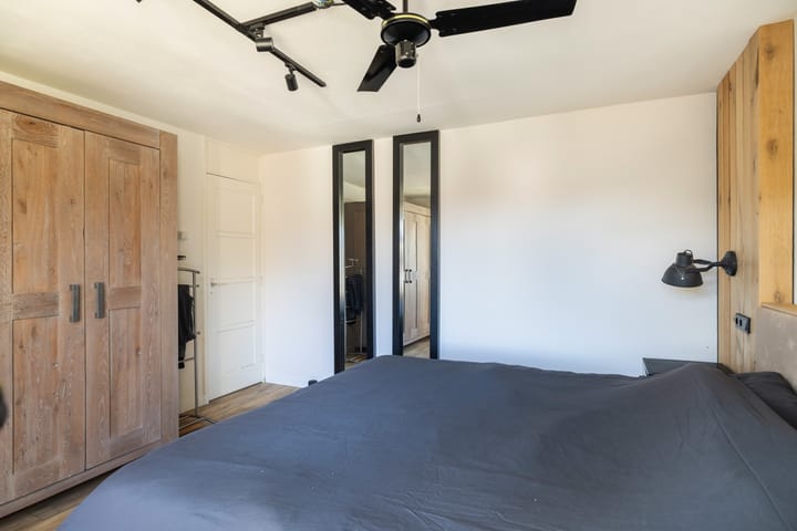 Foto 16 van Borneolaan 1