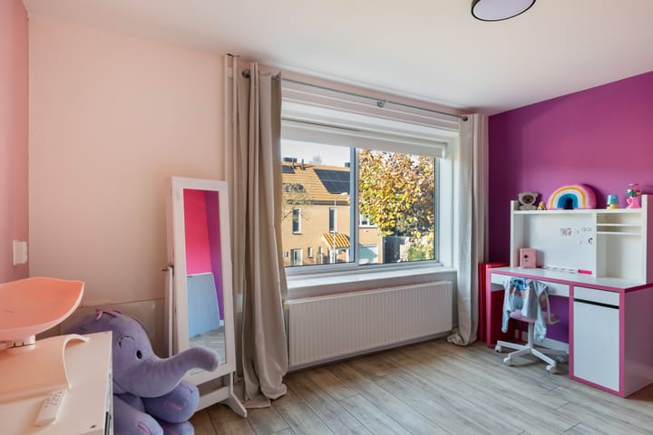 Foto 17 van Borneolaan 1