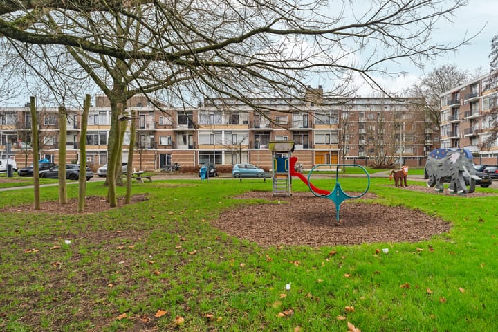 Foto 34 van Burgemeester Van Haarenlaan 726