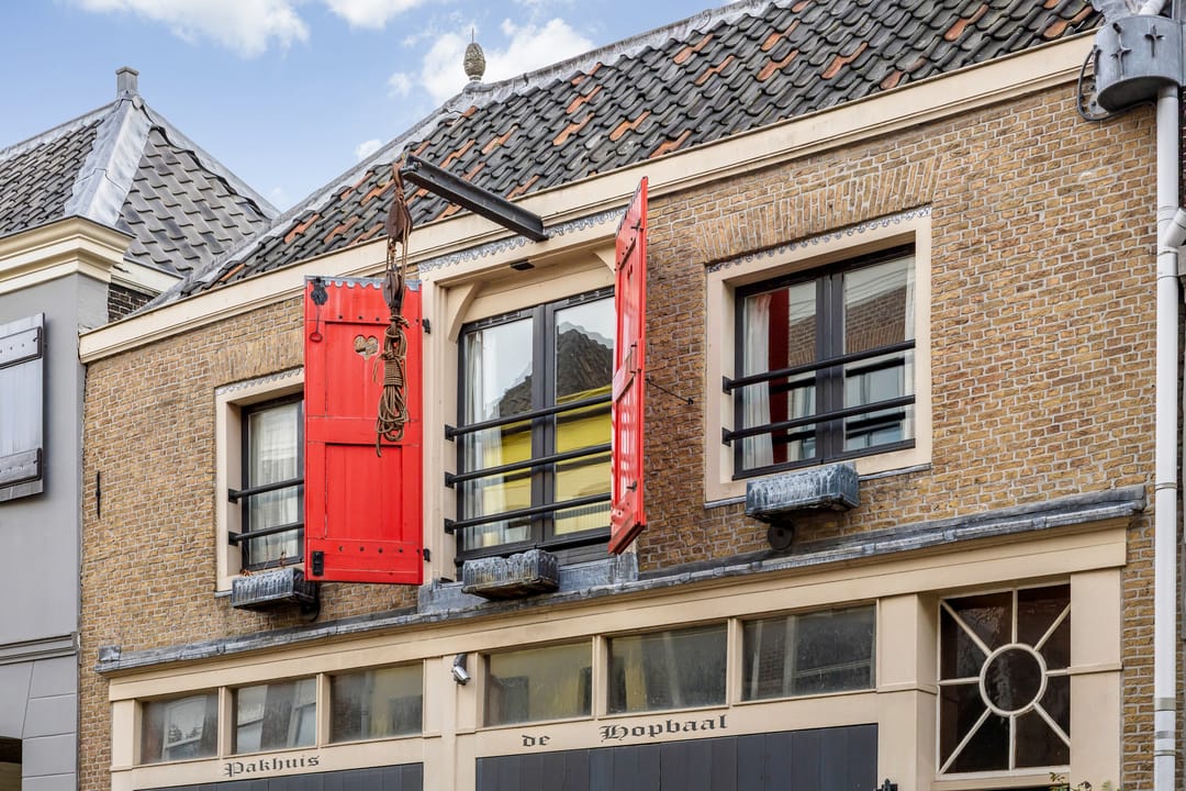 Foto 2 van Varkenmarkt 104