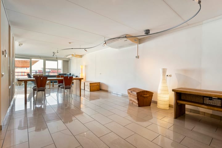 Foto 16 van Elsenerstraat 16-302