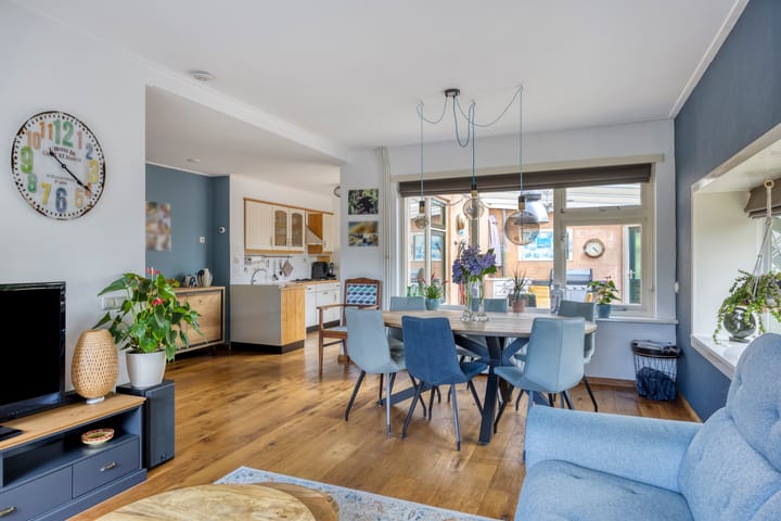 Photo 8 of van Gelderstraat 2