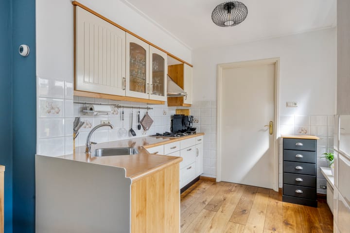 Photo 13 of van Gelderstraat 2