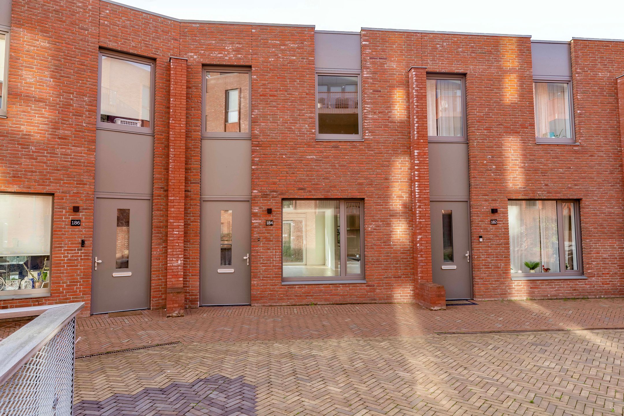 Foto 6 van Meerring 184