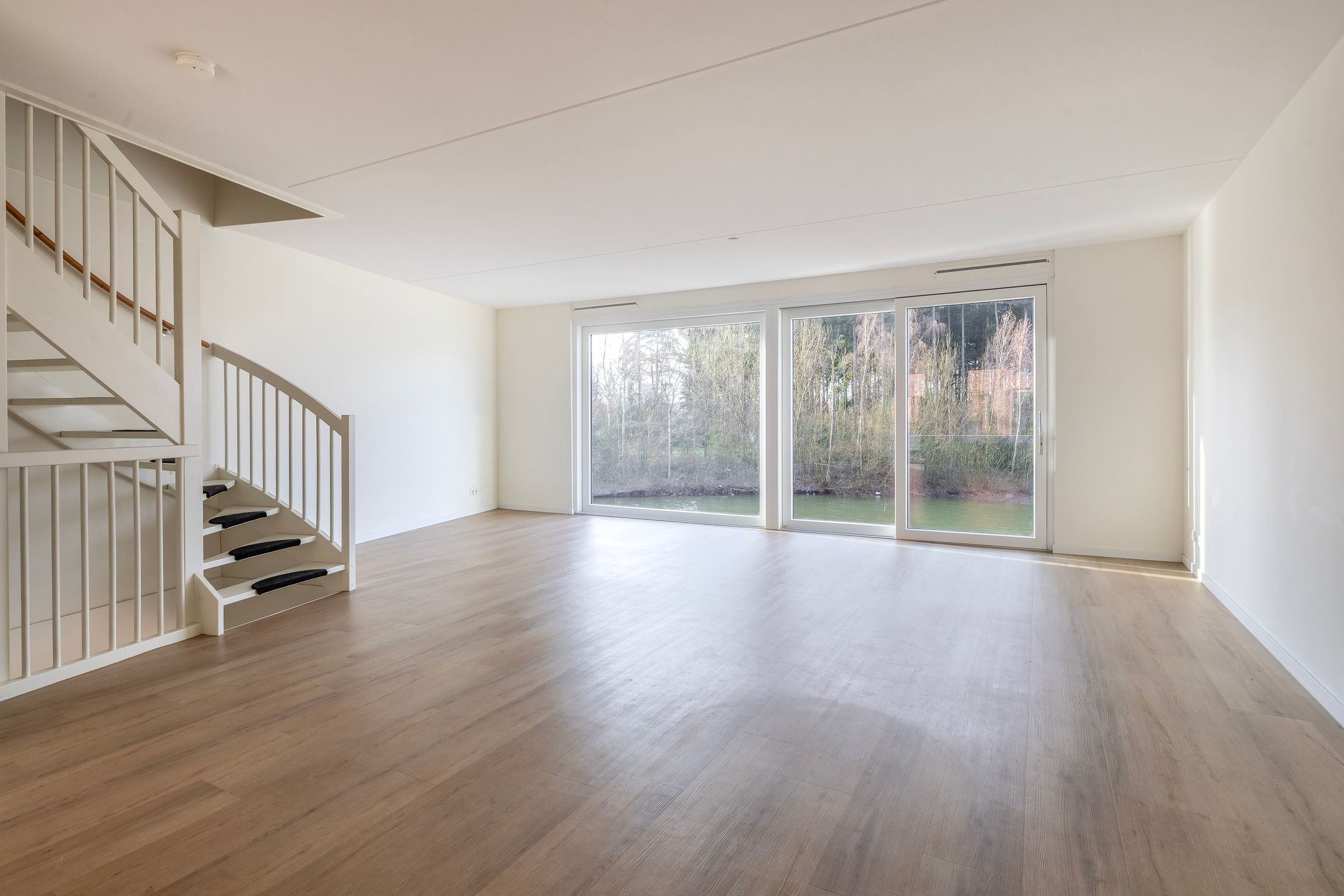 Foto 9 van Meerring 184