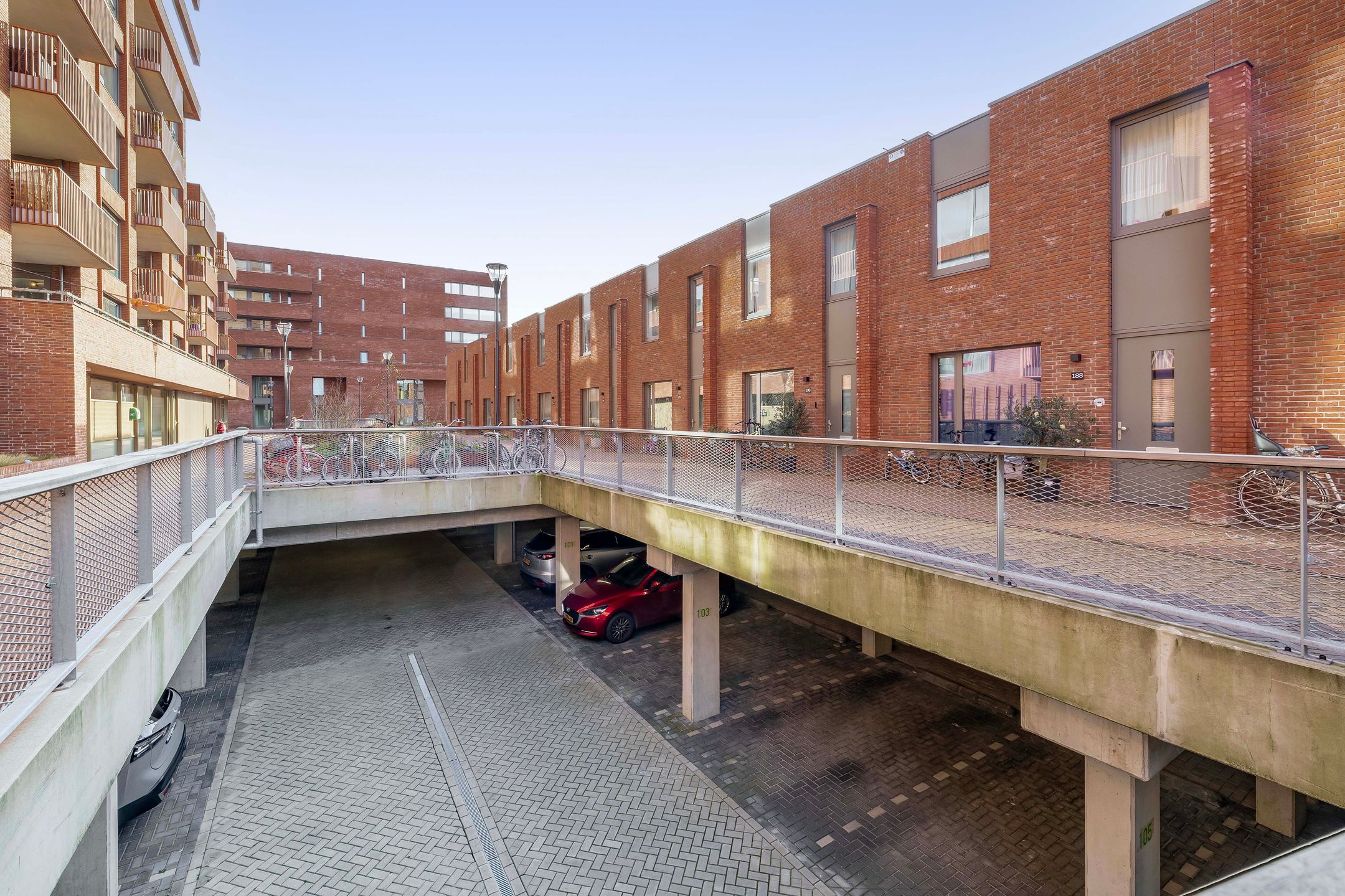 Foto 39 van Meerring 184