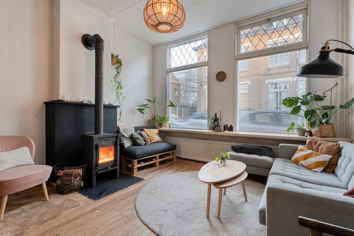 Photo 2 of Catharinastraat 34