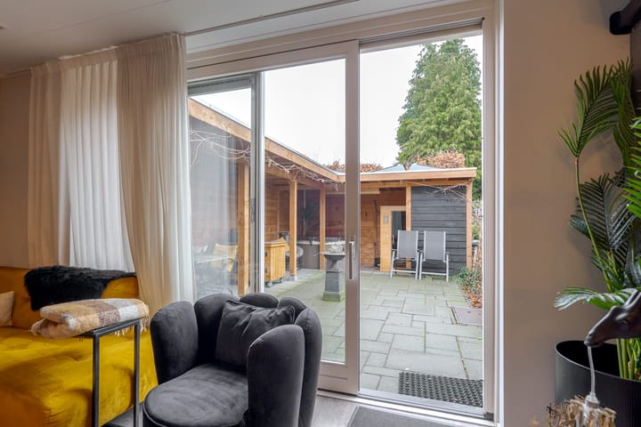 Foto 25 van Schoolstraat 7-B