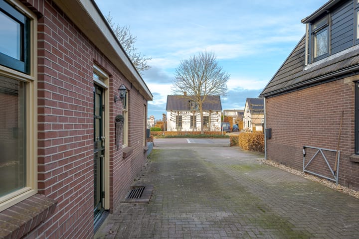 Photo 7 of Dorpsweg 63
