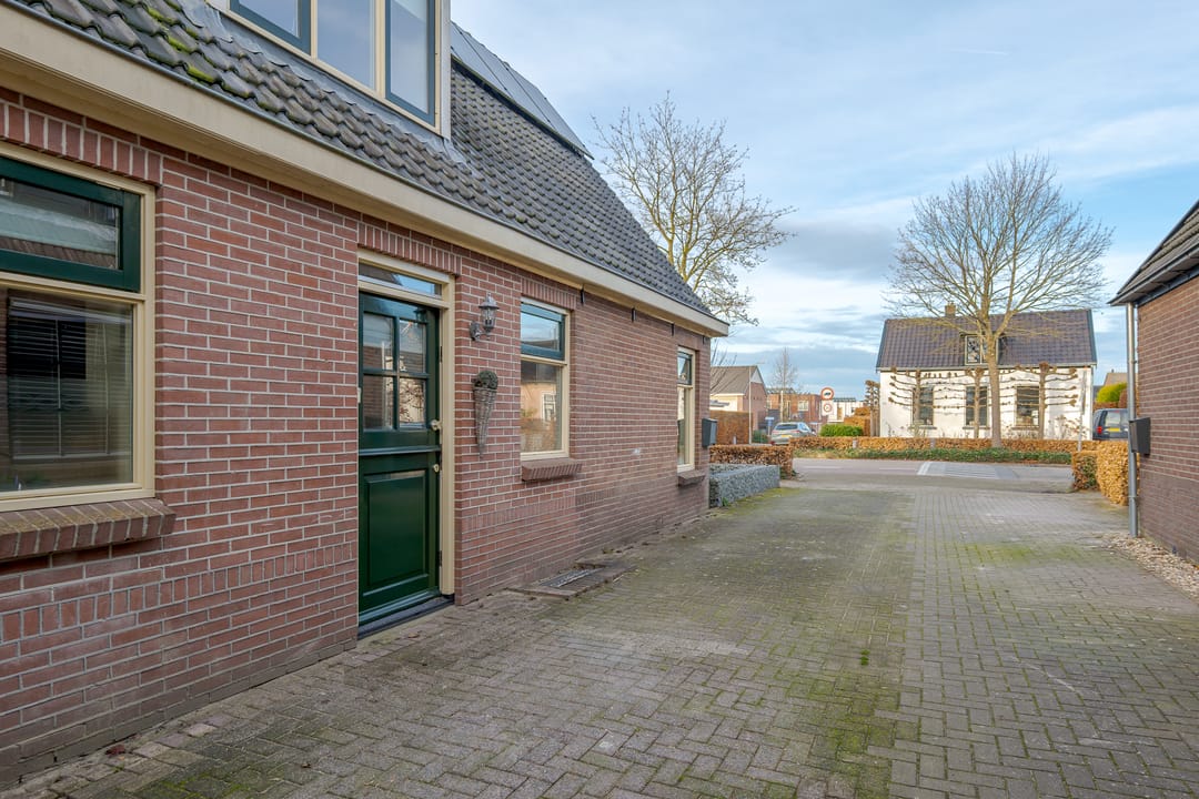 Foto 8 van Dorpsweg 63