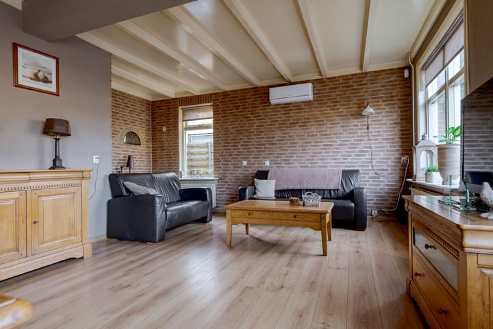 Photo 13 of Dorpsweg 63