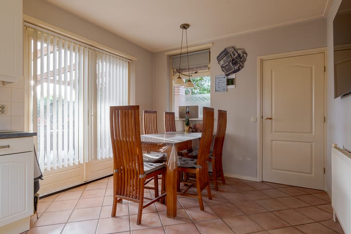 Photo 17 of Dorpsweg 63