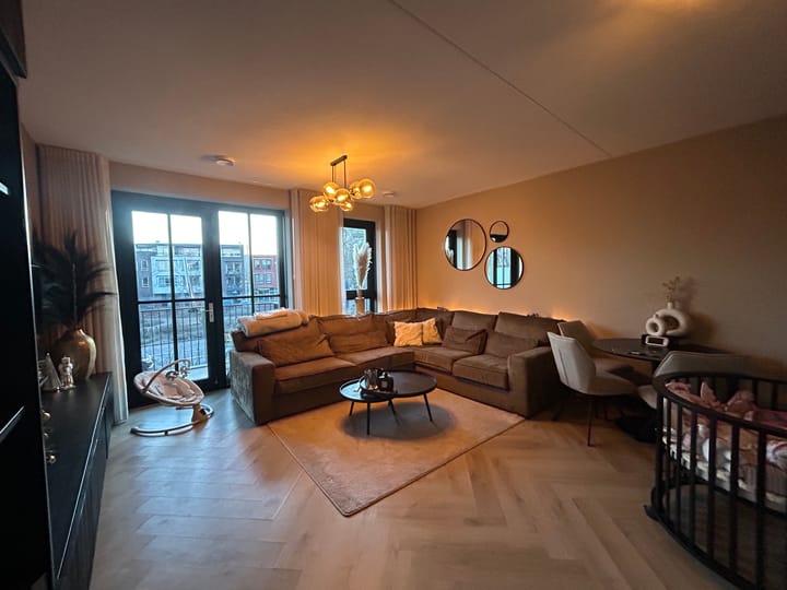 Photo 2 of Oostwal 192-G