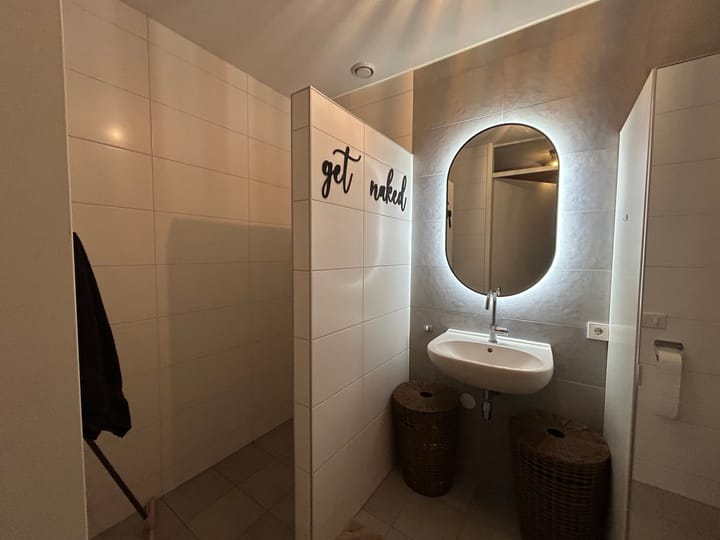 Photo 4 of Oostwal 192-G