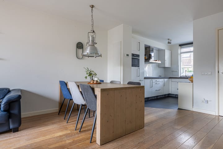 Foto 7 van Kaasmaker 16