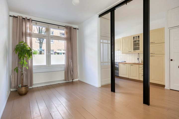 Foto 4 van Robijnstraat 7-A