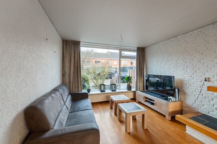 Photo 15 of Lorentzstraat 24