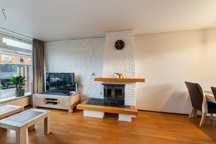 Photo 16 of Lorentzstraat 24