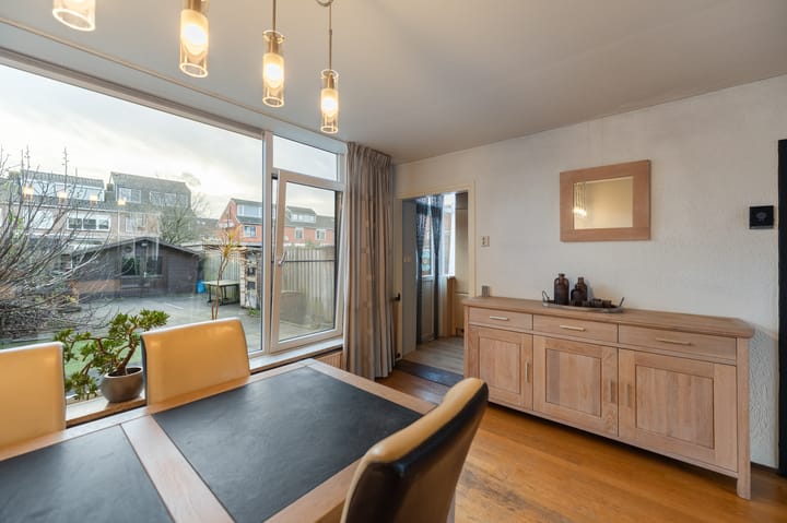 Photo 21 of Lorentzstraat 24