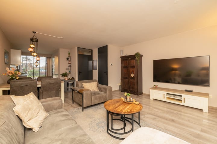 Foto 8 van Praagsingel 217