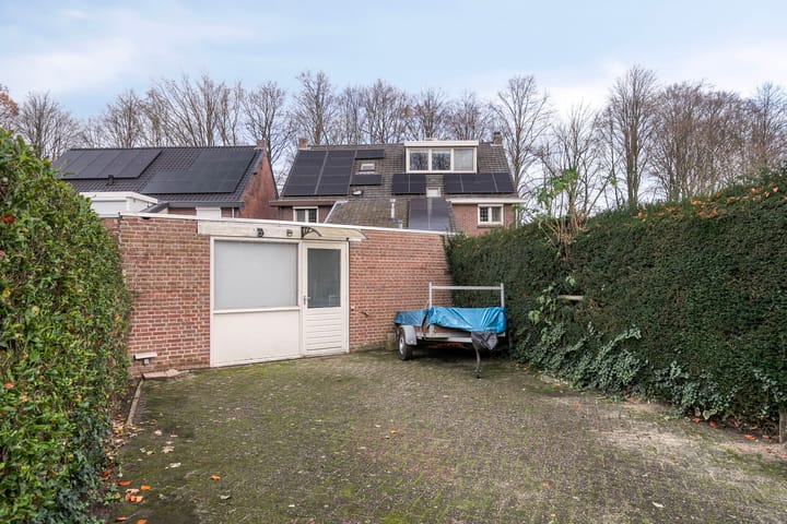 Foto 34 van Louis Regoutstraat 64