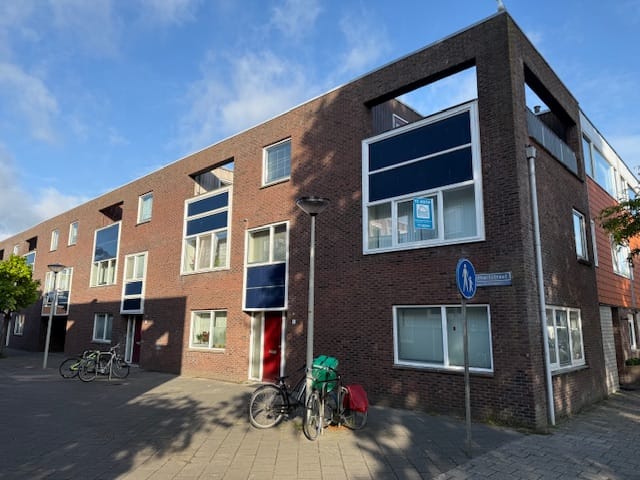 Foto 1 van Jan Ligthartstraat 1