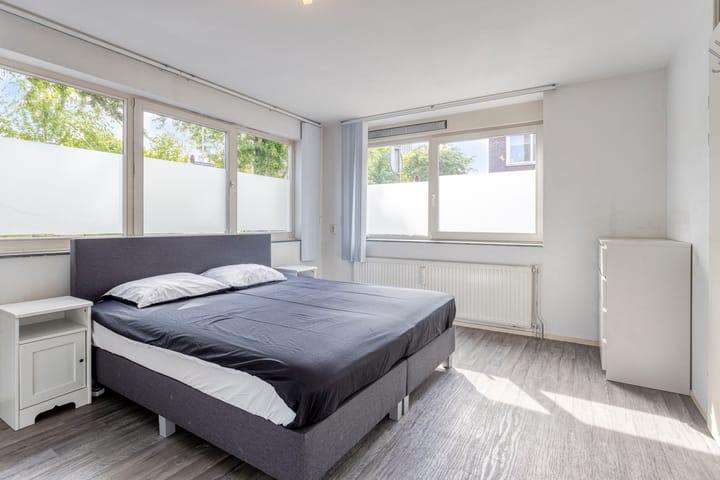 Foto 10 van Jan Ligthartstraat 1