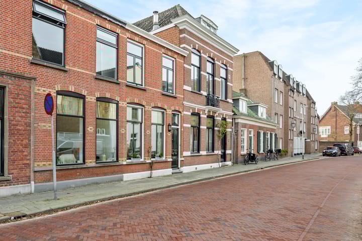 Foto 6 van Prins Hendrikstraat 36