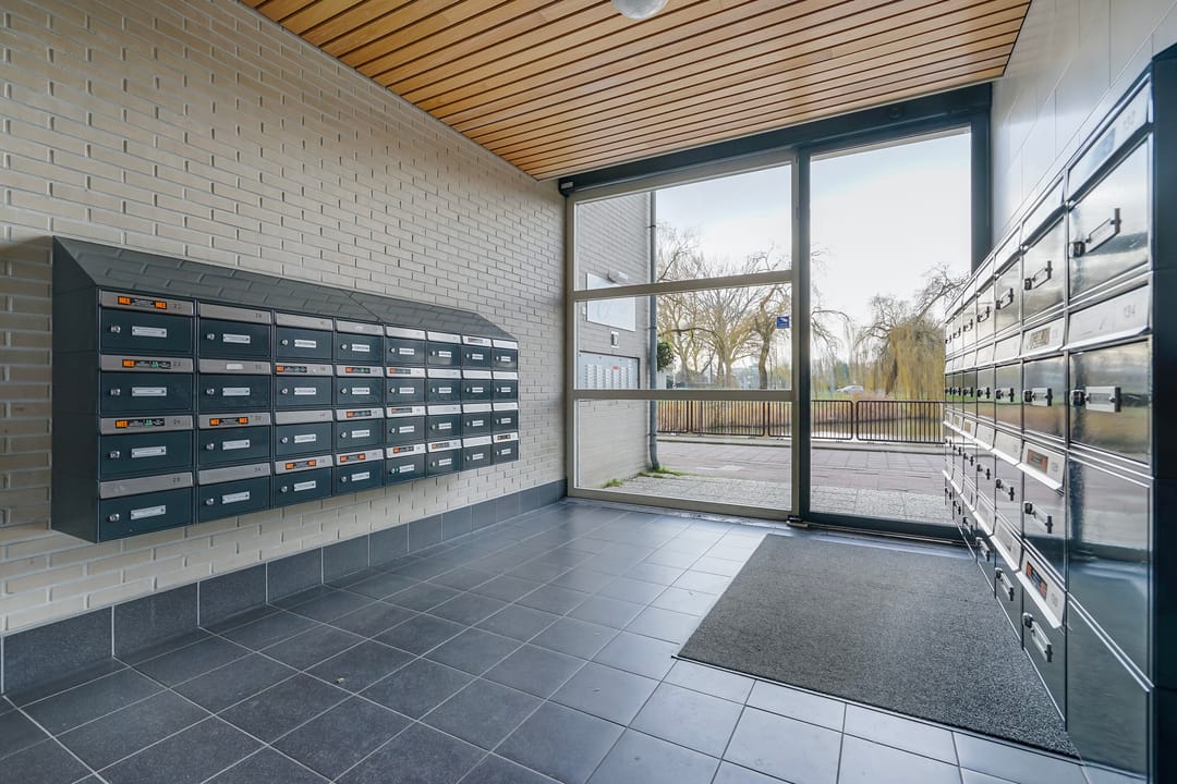 Photo 8 of Uiterwaard 76