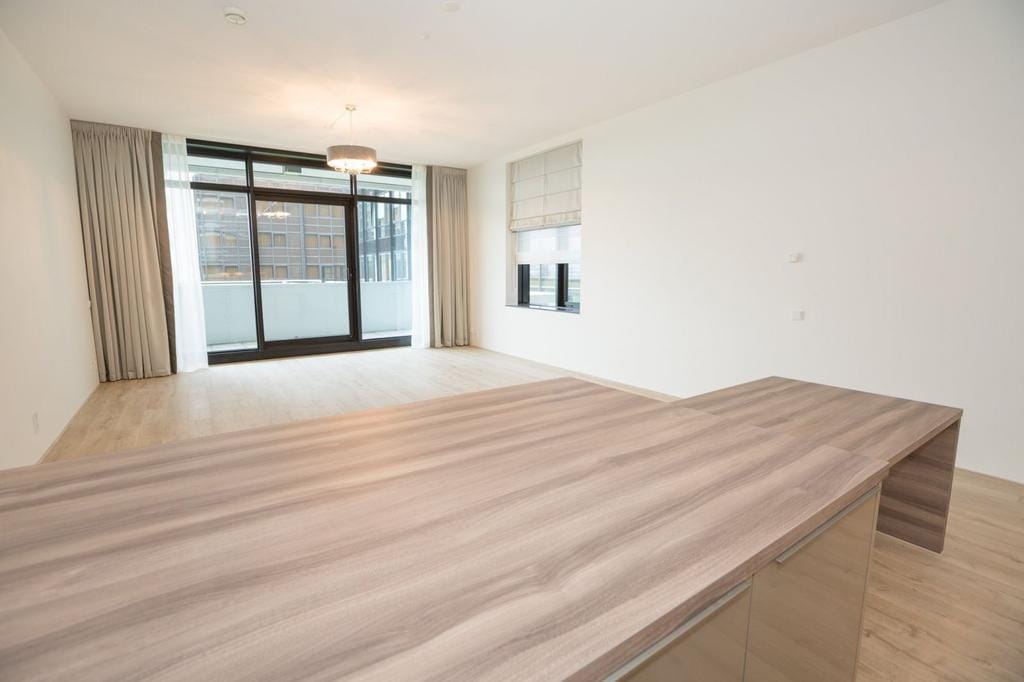 Foto 4 van Anna van Buerenplein 56