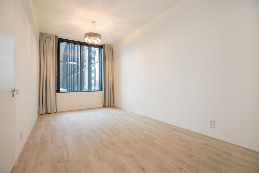 Foto 12 van Anna van Buerenplein 56