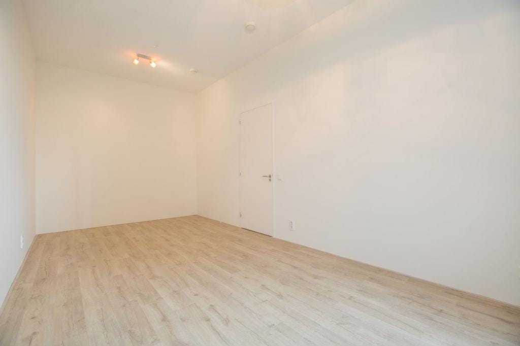 Foto 14 van Anna van Buerenplein 56