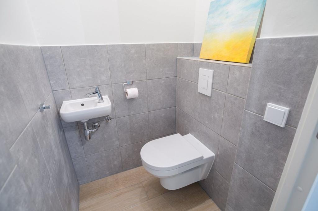 Foto 28 van Anna van Buerenplein 56