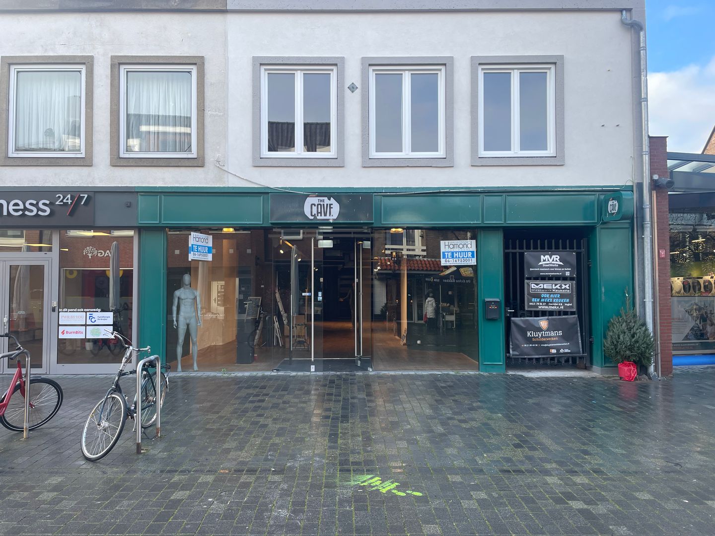 View photo 2 of Hoofdstraat 73-A