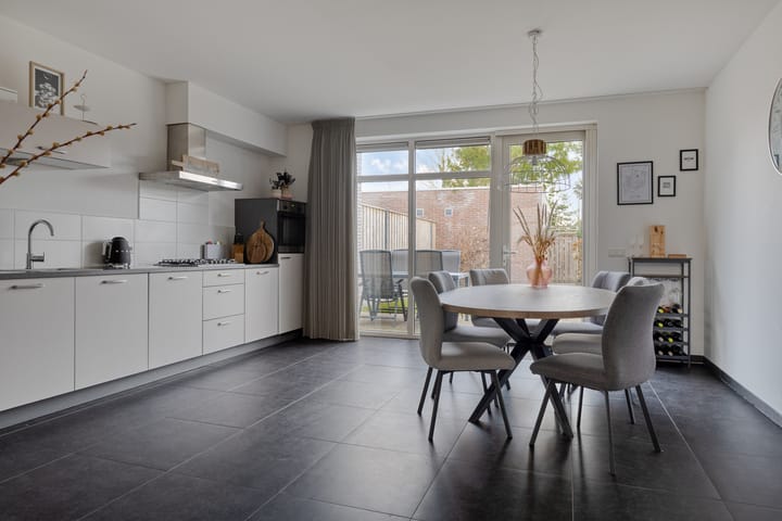 Foto 2 van Mickershof 13