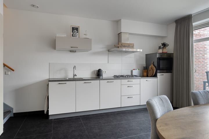 Foto 7 van Mickershof 13