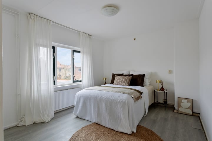 Foto 21 van Leeghwaterstraat 12