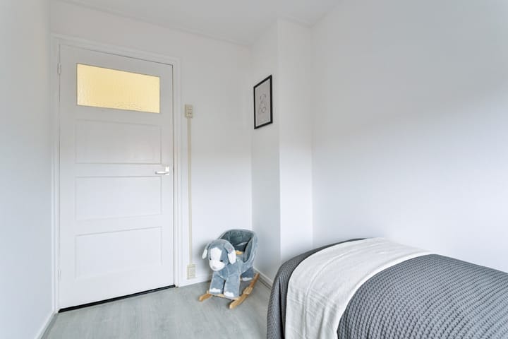 Foto 26 van Leeghwaterstraat 12