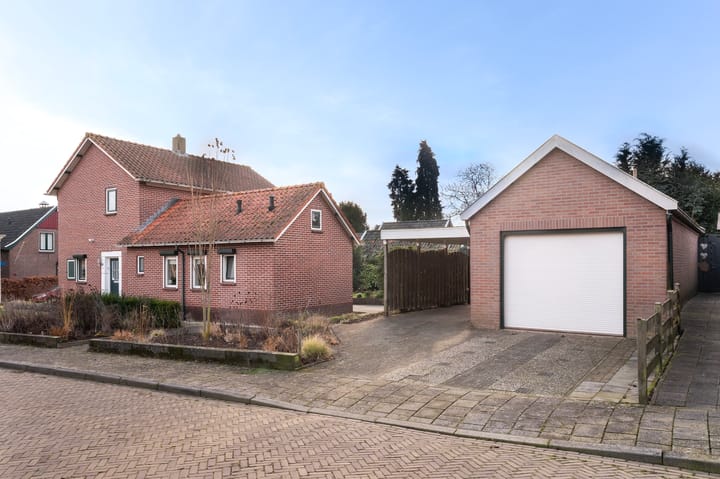 Foto 22 van Damstraat 45