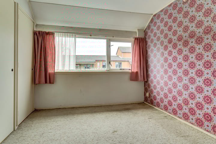 Photo 16 of Van Hogendorpstraat 11