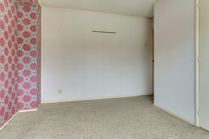 Photo 17 of Van Hogendorpstraat 11